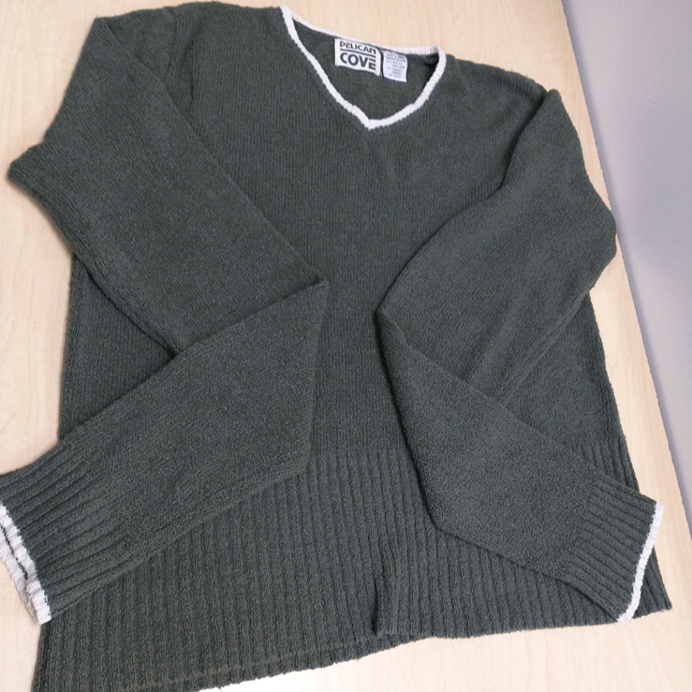Green Sweater White Trim Neckline Size XL